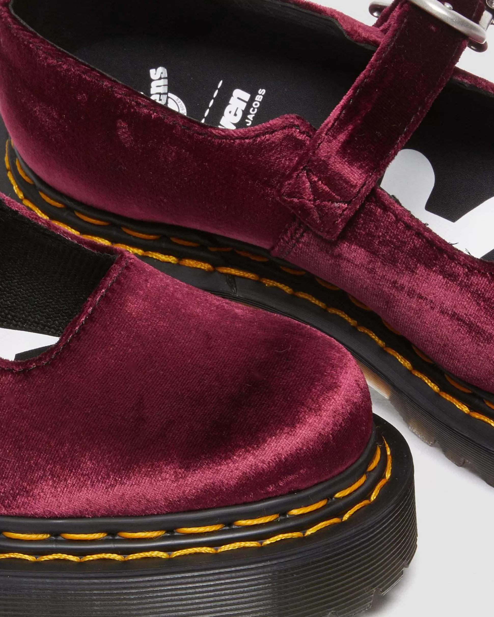 Damen Dr. Martens Plateauschuhe>Addina Bex Heaven By Marc Jacobs Samt-Schuhe