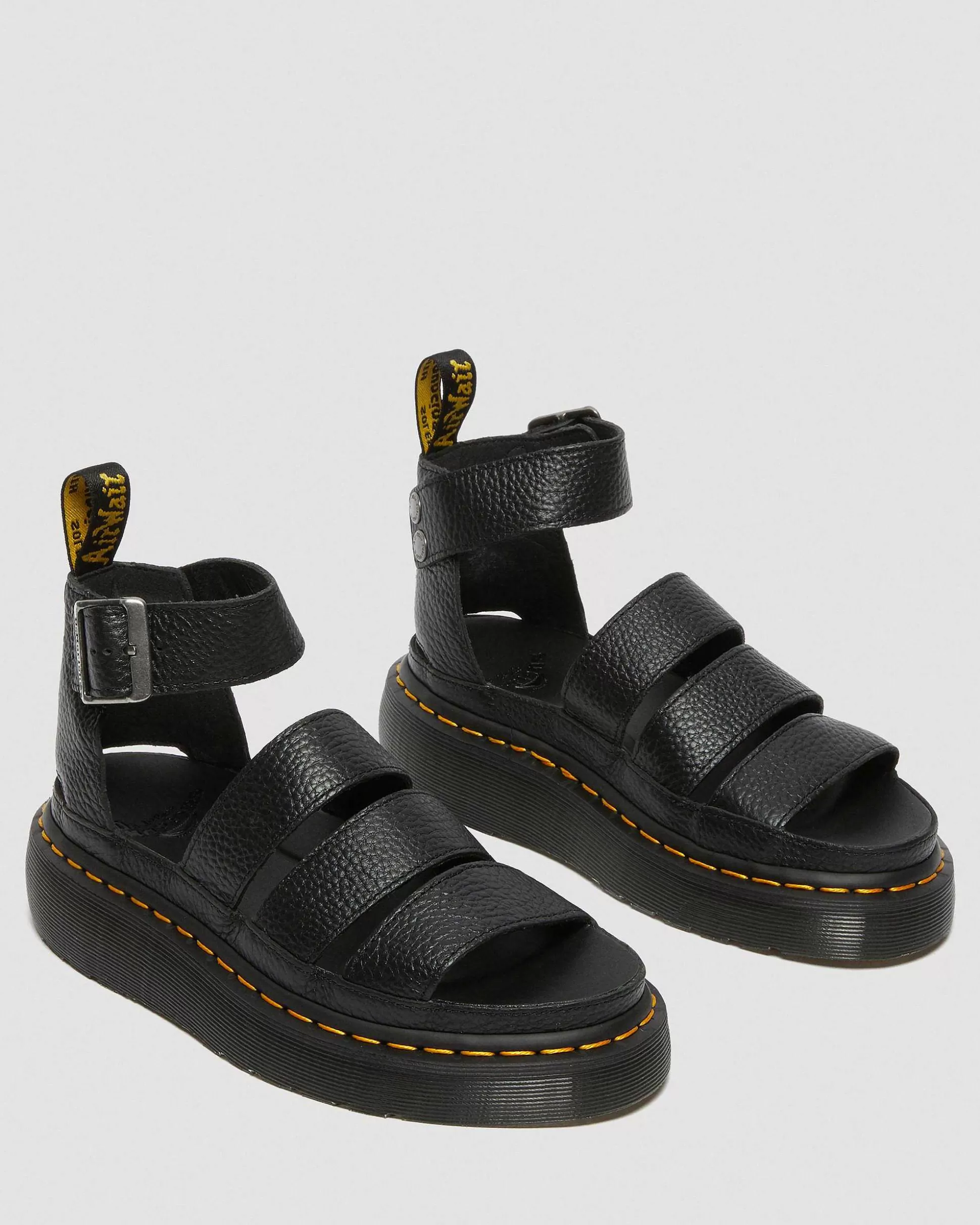 Damen Dr. Martens Plateausandalen>Clarissa Ii Quad Milled Nappa Leder Plateau Sandalen