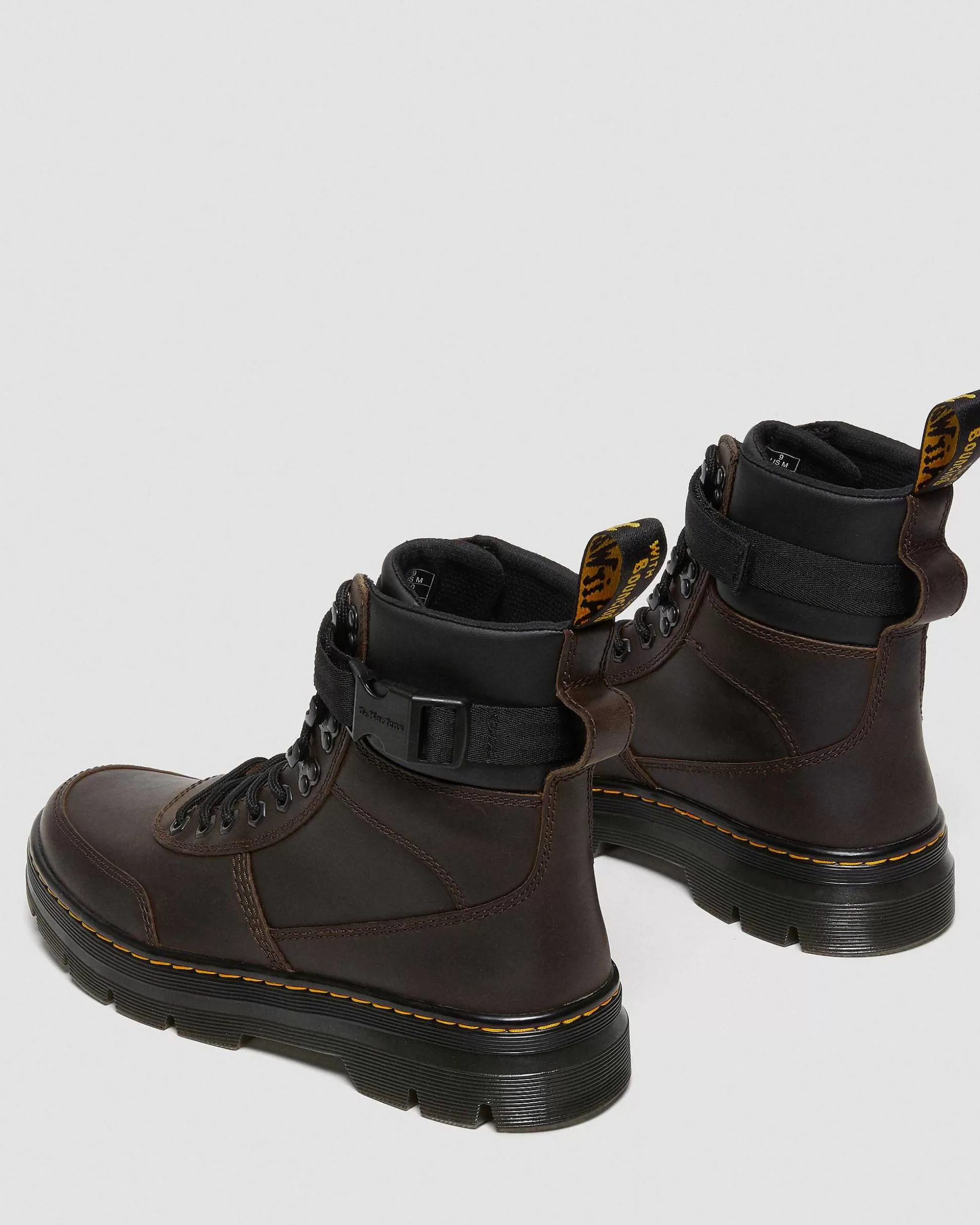 Herren Dr. Martens Utility Boots>Combs Tech Crazy Horse Leder Casual Stiefel