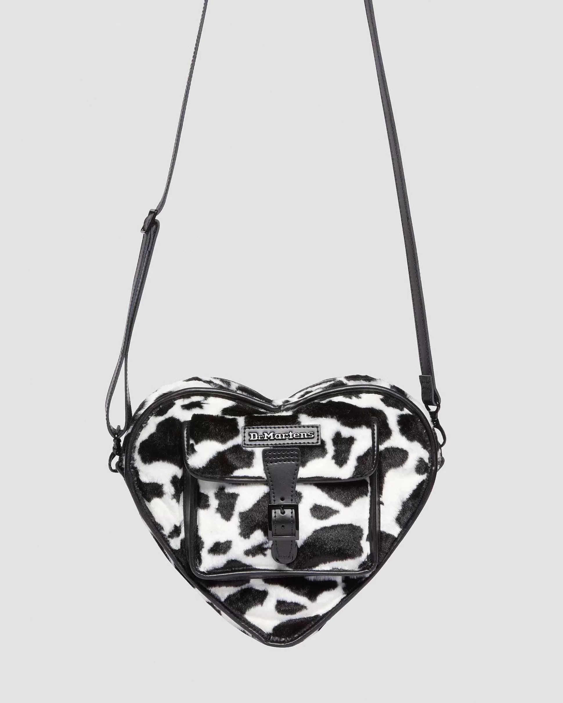 Damen Dr. Martens Herzrucksack>Cow Print Herz Tasche