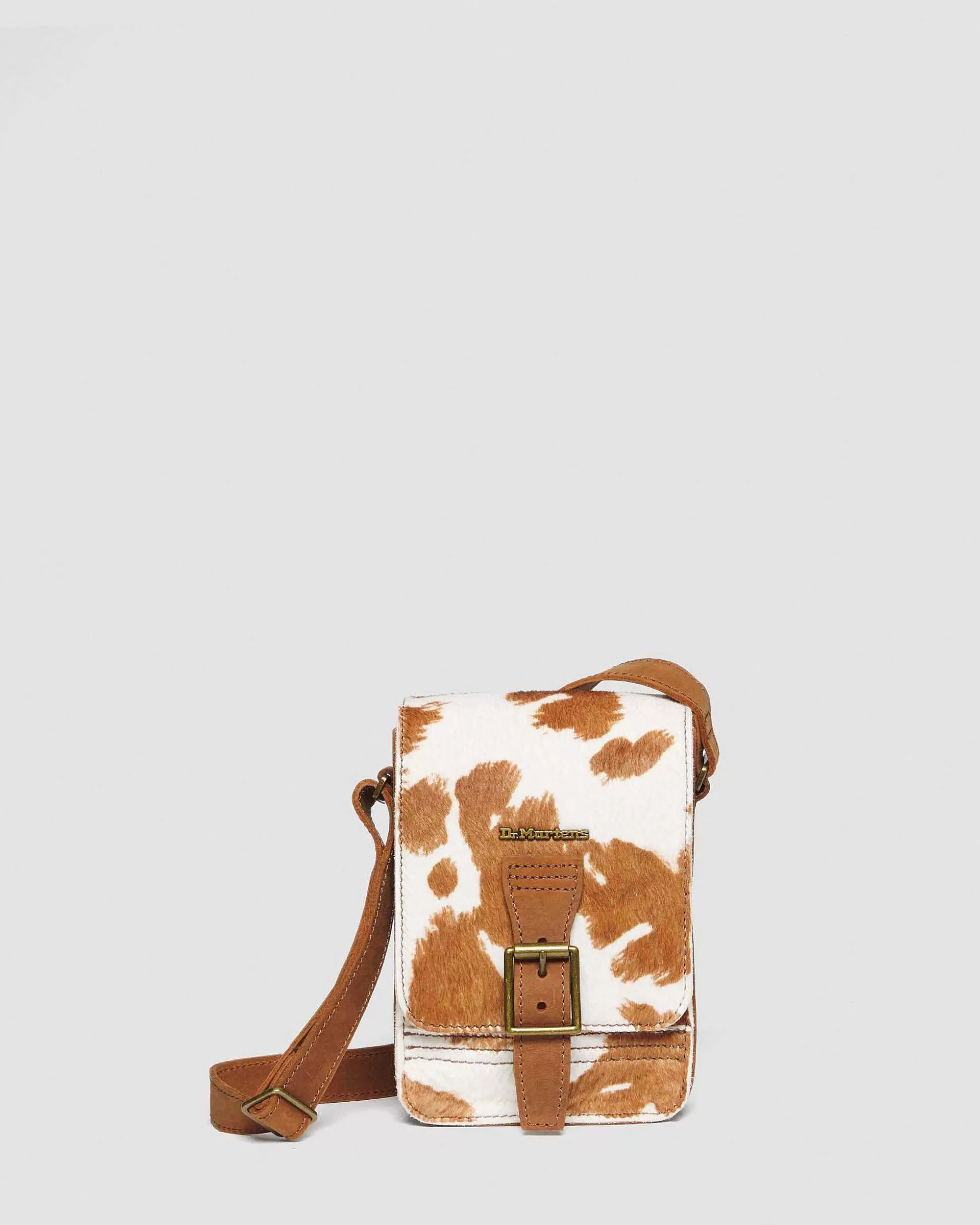 Unisex Dr. Martens Mini-Taschen>Hair-On Cow Print Vertical Umhangetasche