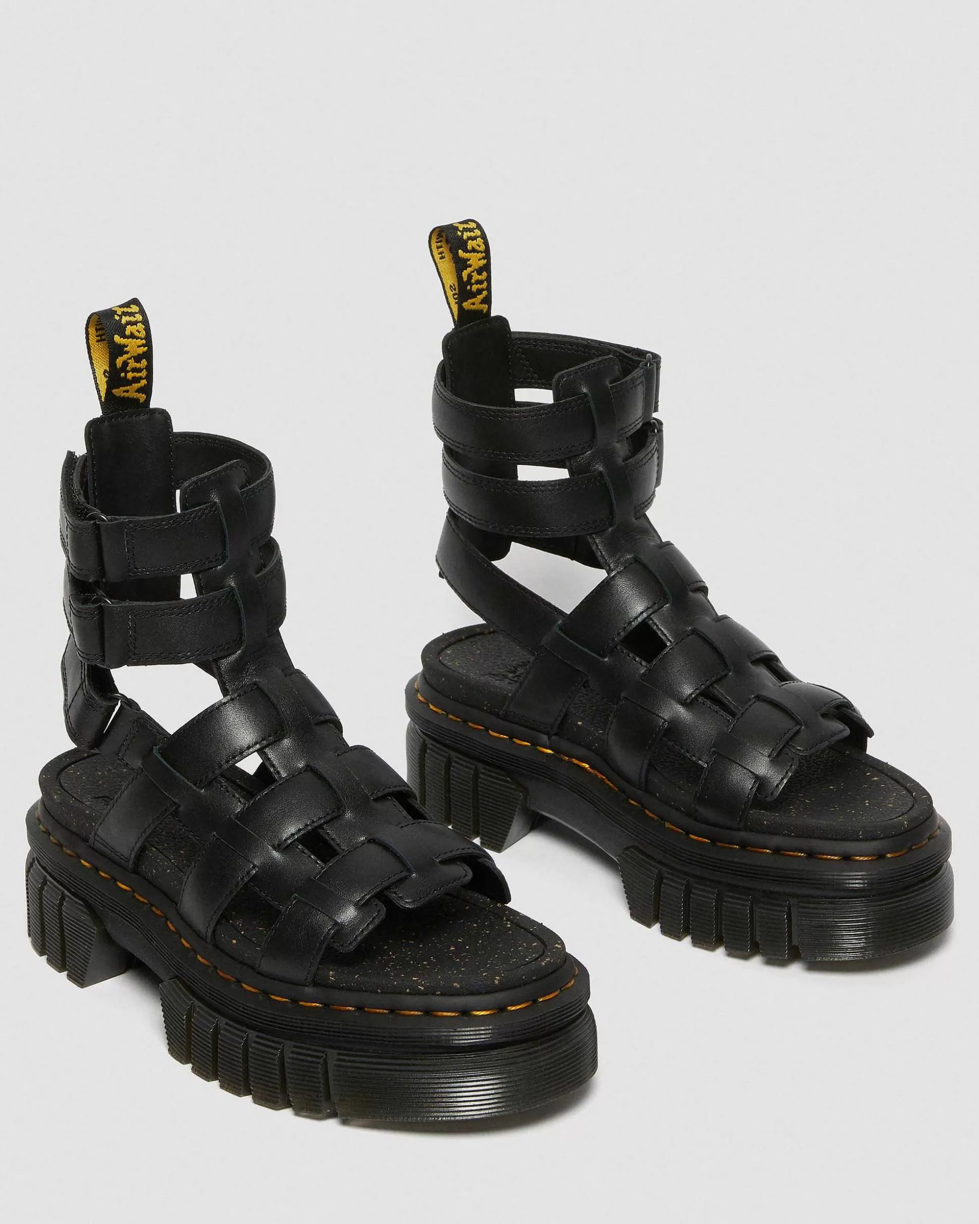 Damen Dr. Martens Plateausandalen>Ricki Nappa Lux Leder Gladiator Plateausandalen